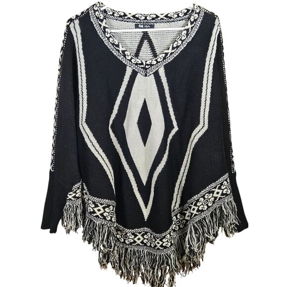 64 Sixty Five Knit Fringe Poncho – Boho Cozy, Cabincore, Fall Streetwear - Picture 2 of 10